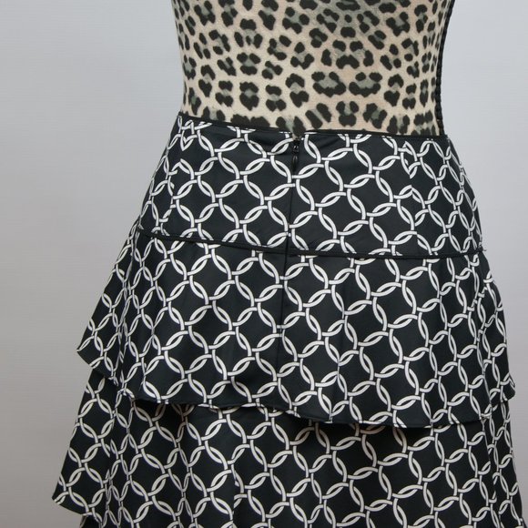 White House Black Market Circle Print Skirt Black - Picture 4 of 9